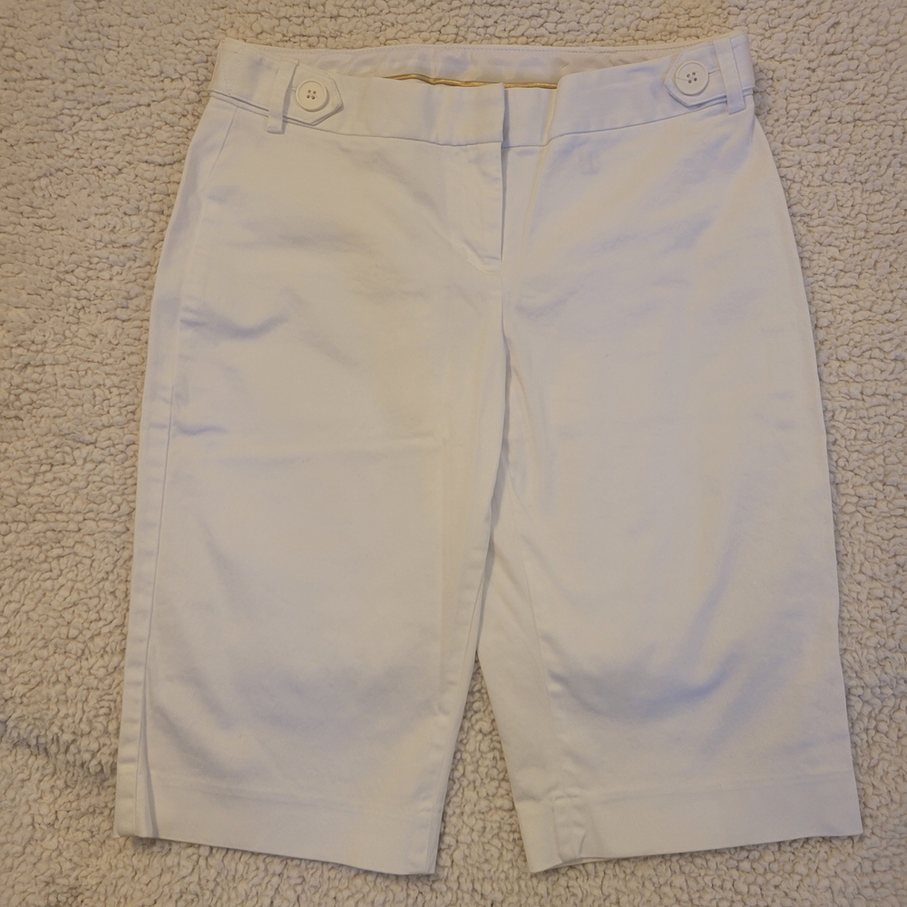 Elegant Cream-White Women's Bermuda Tailored Dress Shorts.Structured Waistband.